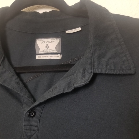 Volcom - Picture 2 of 3